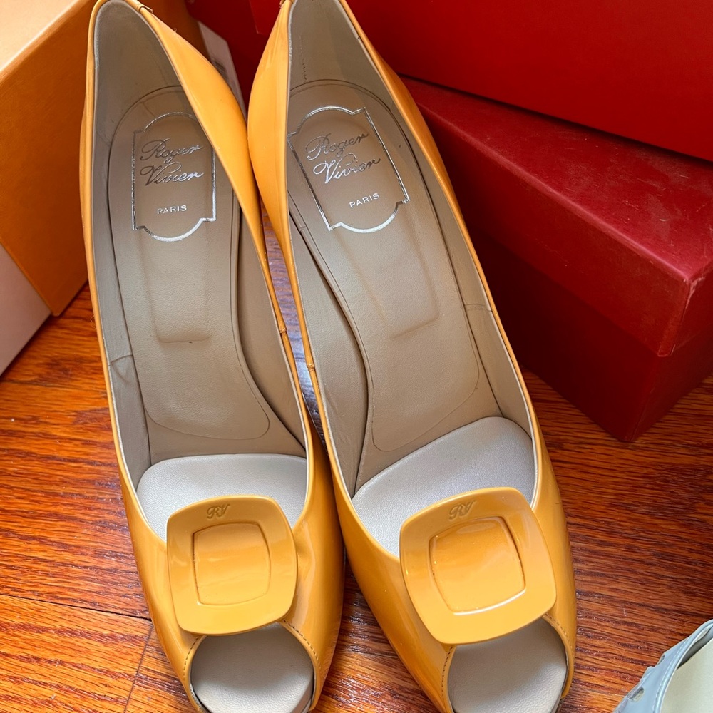 Roger Vivier Mustard Peep-Toe Heels